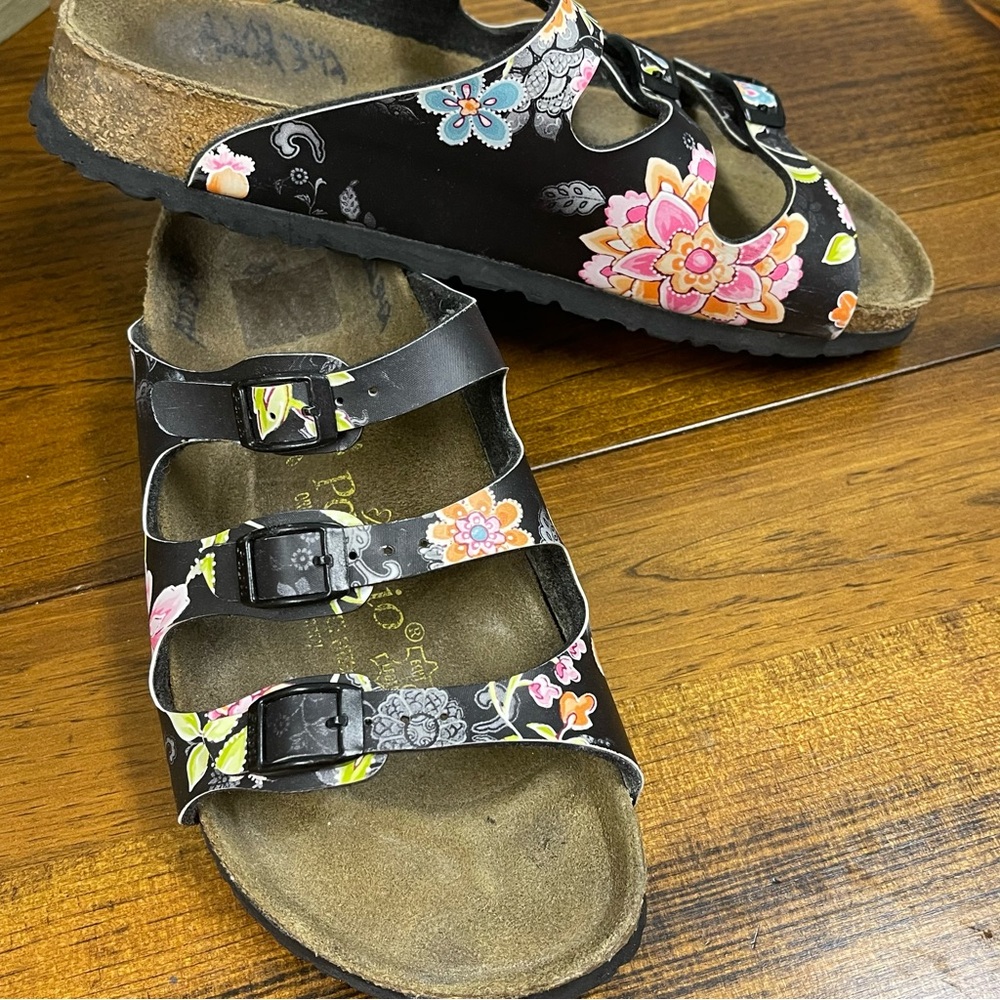 Birkenstock Papillo 3 strap Florida sandals size 8-8.5 black floral
